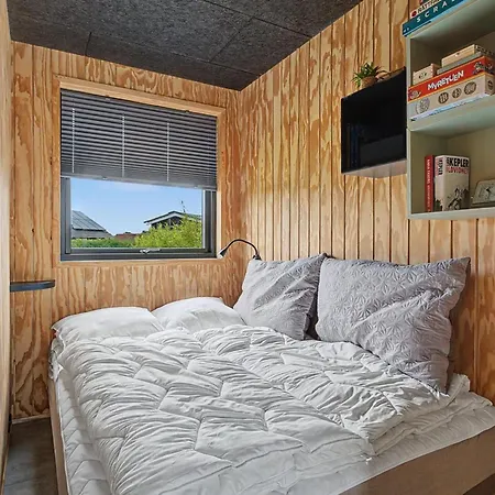 Greta - 125m From The Sea By Interhome *