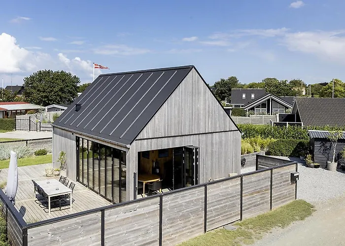 Greta - 125m From The Sea By Interhome